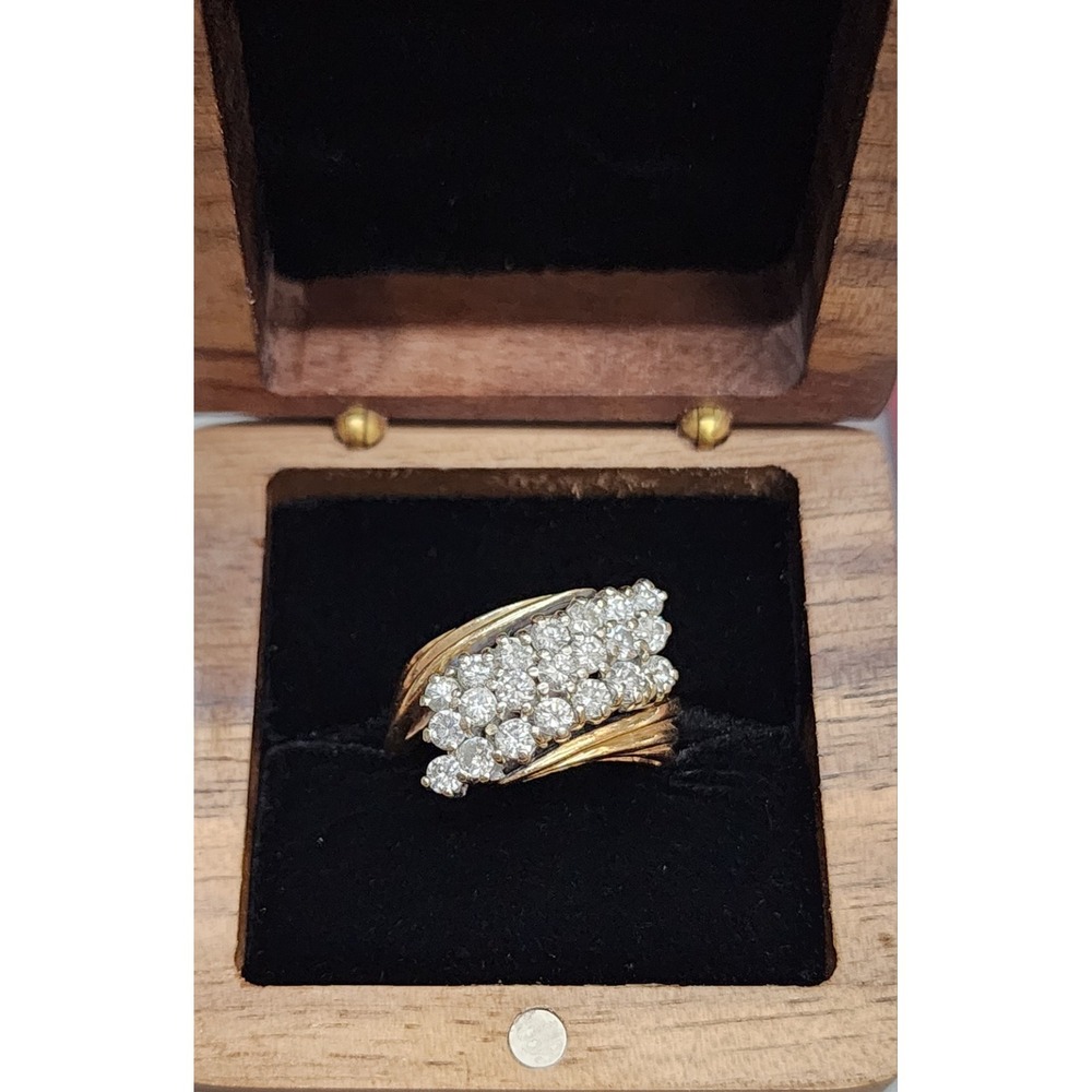 Solid 14K Gold Diamond Cluster Ring, Size 7, 1 Carats, 8.18 g Total, Lab Created